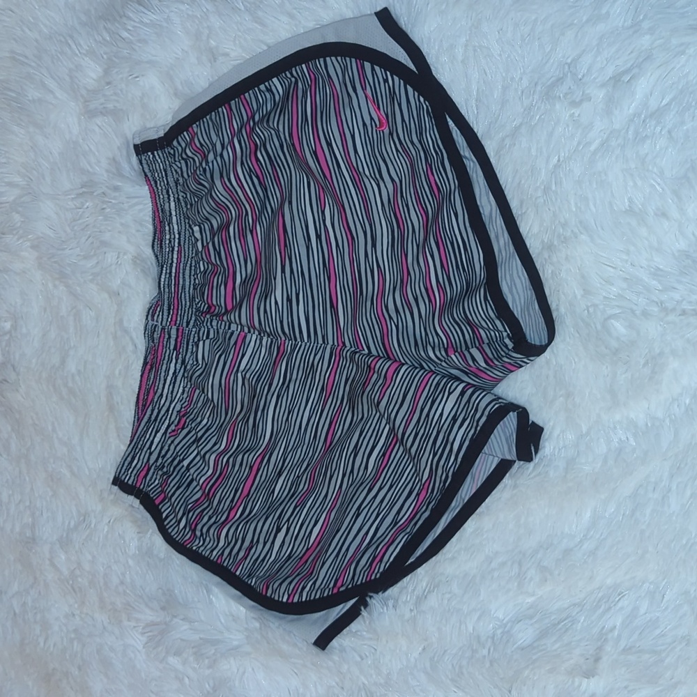 Nike Active Shorts Girls Large Black White and Pink